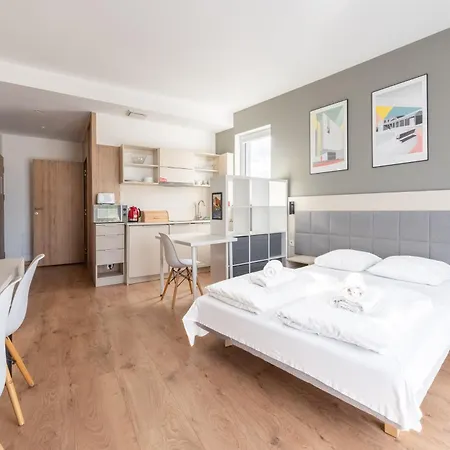 RentPlanet - Apartamenty Wolska Warszawa Eksteriør bilde