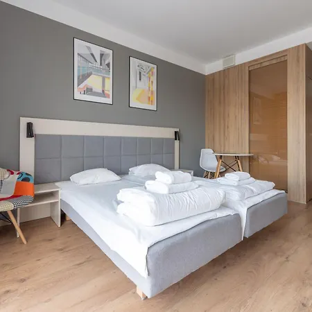 RentPlanet - Apartamenty Wolska Warszawa Eksteriør bilde