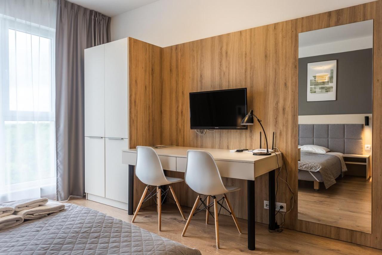 Rentplanet - Wolska Apartamento